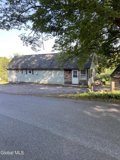 /international/us/25-dresden-hill-road-dresden-ny-110105752604/