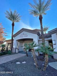 /international/us/1941-s-pierpont-drive-mesa-az-110101895420/