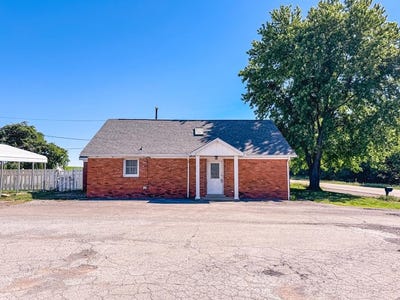 /international/us/8058-state-route-141-s-morganfield-ky-110108170411/