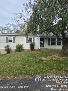 /international/us/555-s-garfield-avenue-frackville-pa-110103049802/