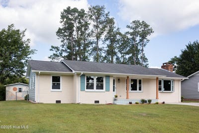 /international/us/208-forest-view-drive-havelock-nc-110100621108/