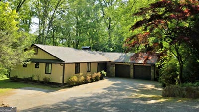 /international/us/414-leaning-chimney-drive-clayton-ga-110107573565/