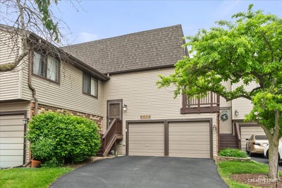 /international/us/3s412-twin-pines-drive-warrenville-il-110108175056/