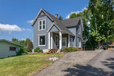 /international/us/326-n-main-street-lake-crystal-mn-110101125250/
