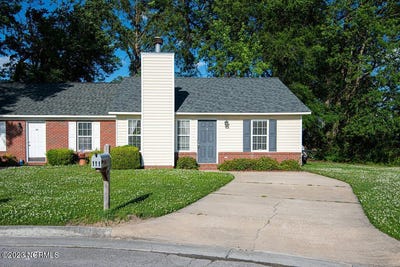 /international/us/111-fairview-lane-richlands-nc-110100262538/
