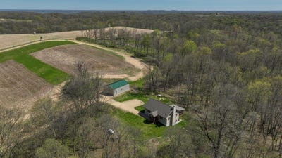 /international/us/23958-brown-ridge-road-boscobel-wi-110107628515/