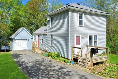 /international/us/6-dudley-street-presque-isle-me-110105803169/