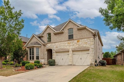 /international/us/8313-bayberry-avenue-lantana-tx-110098960849/?lang=id