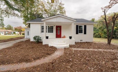 /international/us/1001-s-layton-avenue-dunn-nc-110106849276/
