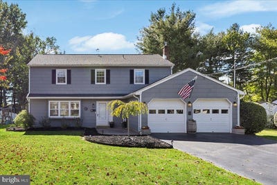 /international/us/15-leshin-lane-hightstown-nj-110120578439/