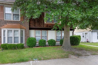 /international/us/1328-ruddy-oak-court-virginia-beach-va-110108611684/