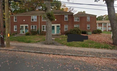 /international/us/25-forest-street-manchester-ct-110103271697/