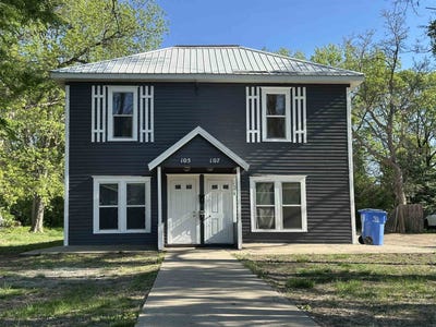 /international/us/105-107-dartmouth-vermillion-sd-110102498434/