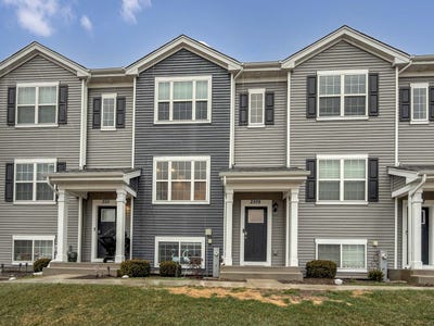 /international/us/2509-bella-drive-pingree-grove-il-110106761479/