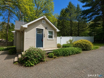 /international/us/23-pootatuck-trail-newtown-ct-110108095745/