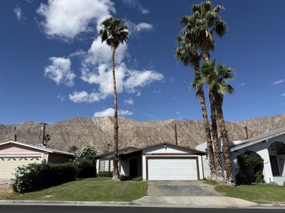 /international/us/52395-avenida-carranza-la-quinta-ca-110107203193/