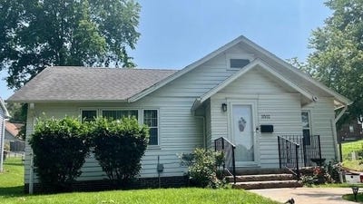 /international/us/3502-penn-street-st-joseph-mo-110100411926/