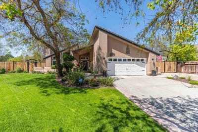 /international/us/16030-strebor-drive-bakersfield-ca-110098583515/