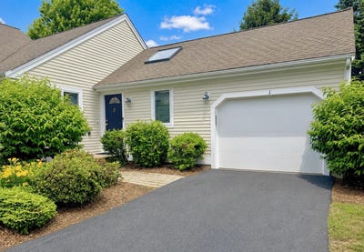 /international/us/1-woods-edge-lane-mashpee-ma-110108338984/