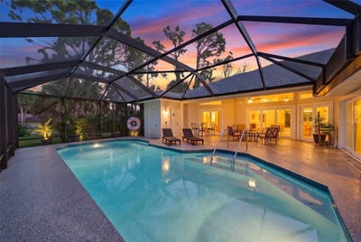 /international/us/150-n-oxford-drive-englewood-fl-110120054751/