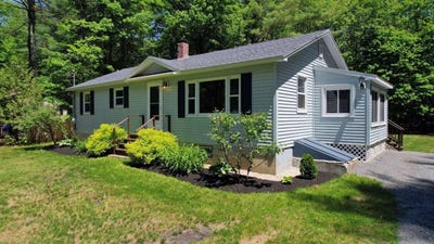 /international/us/708-e-river-road-skowhegan-me-110108640105/