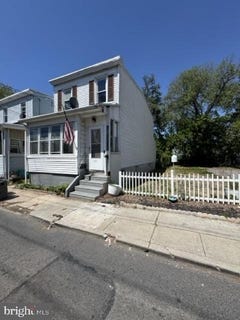 /international/us/135-westminster-avenue-gloucester-city-nj-110107884907/