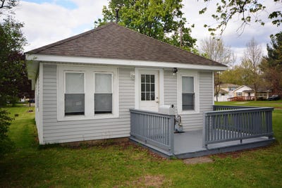 /international/us/117-e-north-street-albion-mi-110108176010/