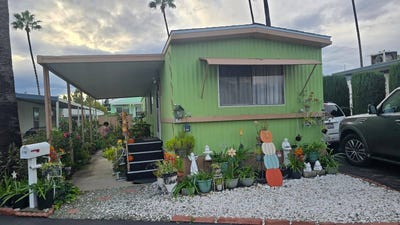 /international/us/1565-w-arrow-hwy-spc-c-08-upland-ca-110103735888/