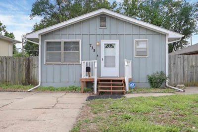 /international/us/735-w-12th-street-junction-city-ks-110107892443/