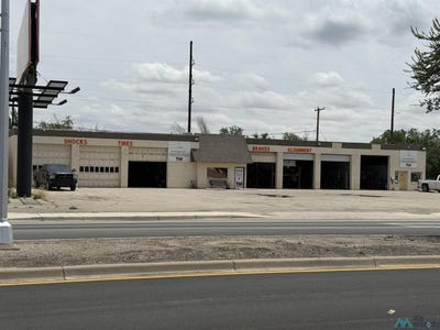 /international/us/821-s-first-artesia-nm-110108579128/