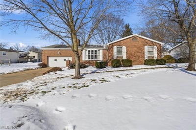 /international/us/687-lockwood-road-barberton-oh-110105782378/