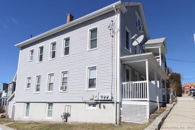 /international/us/32-center-street-new-london-ct-110101449892/?lang=en