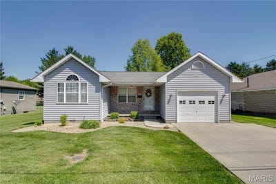 /international/us/1007-w-hickory-street-jerseyville-il-110107750030/