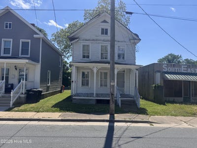 /international/us/503-pearl-street-elizabeth-city-nc-110108279371/