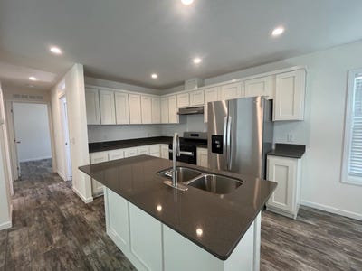 /international/us/179-gay-way-davis-ca-110106497509/