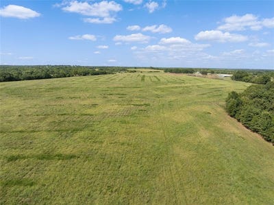 /international/us/144th-street-lexington-ok-110108148160/