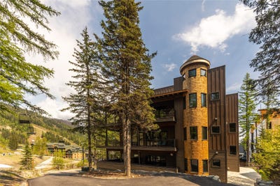 /international/us/3868-gelande-street-unit-4-whitefish-mt-110095722874/