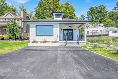 /international/us/1262-lake-road-lake-winola-pa-110102355611/