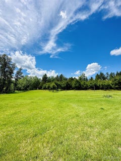 /international/us/hawks-drive-lot-parcel-b-republic-mi-110106620930/