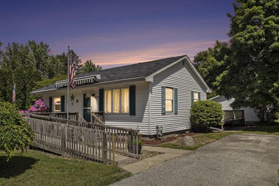 /international/us/68149-lawndale-street-edwardsburg-mi-110100531567/