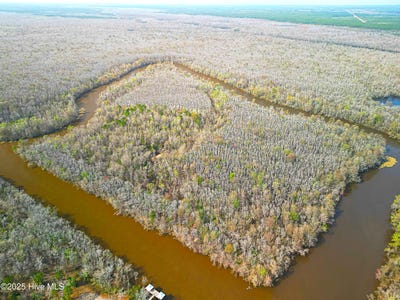 /international/us/84-acre-private-island-cape-fear-rive-leland-nc-110098225733/?lang=zh-tw