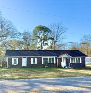 /international/us/1455-w-lawrence-hwy-slocomb-al-110104623411/