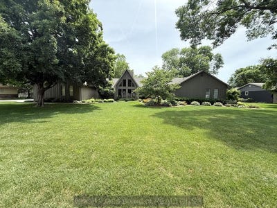 /international/us/2307-apache-road-grand-island-ne-110108817705/