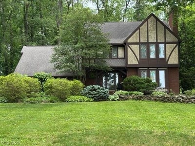 /international/us/1970-burnetts-corner-road-wooster-oh-110108752747/