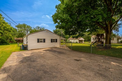 /international/us/117-s-orchard-street-brookville-oh-110109453441/