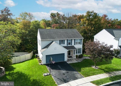 /international/us/205-edenderry-way-enola-pa-110120660172/