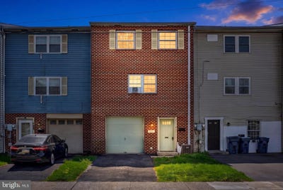 /international/us/267-penn-street-highspire-pa-110106925126/