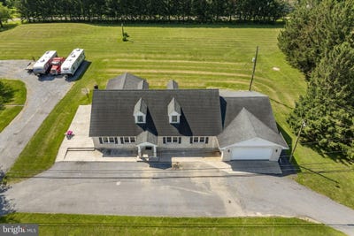 /international/us/2860-state-route-22-fredericksburg-pa-110100520186/