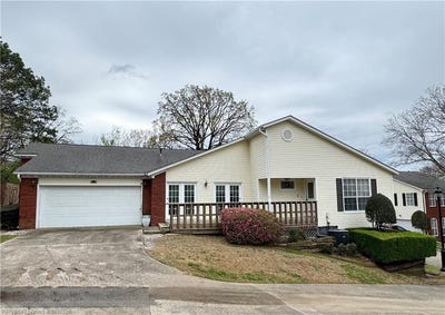/international/us/3201-s-o-st-unit-8-fort-smith-ar-110106801505/