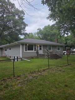 /international/us/1666-county-line-road-michigan-city-in-110101255962/
